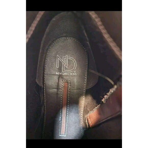 NEW DIRECTIONS WOMENS 9 BROWN ZIP ANKLE BOOTIES JOJO SUEDE FRINGE TASSLE STYLISH - Picture 9 of 13